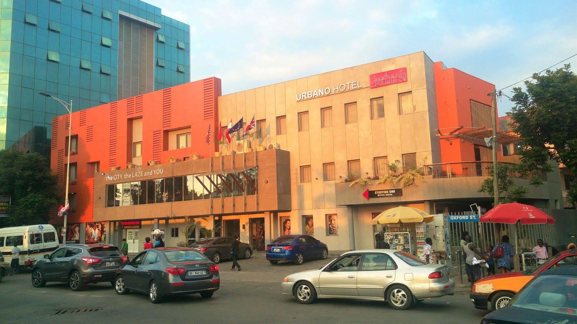 Urbano Hotel By Roots Wiaboman المظهر الخارجي الصورة