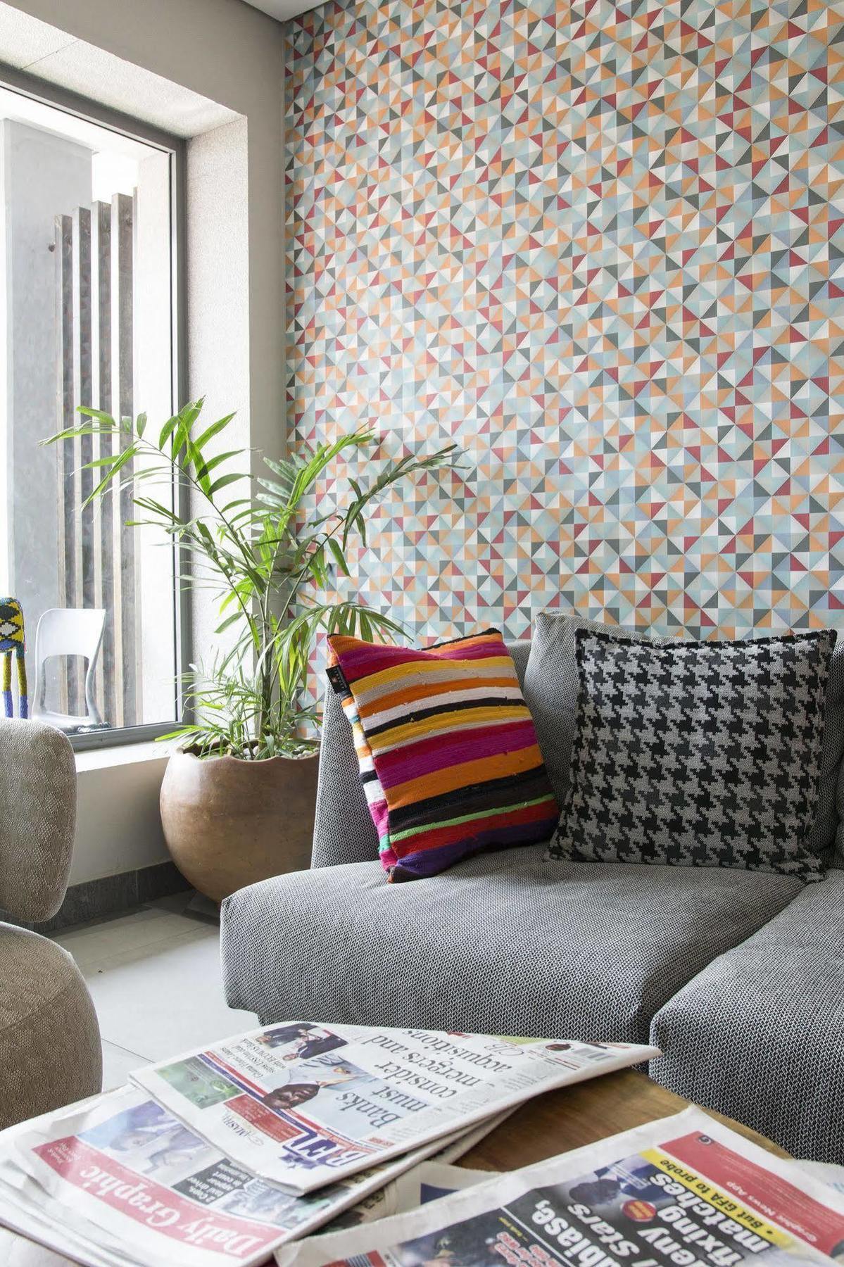 Urbano Hotel By Roots Wiaboman المظهر الخارجي الصورة